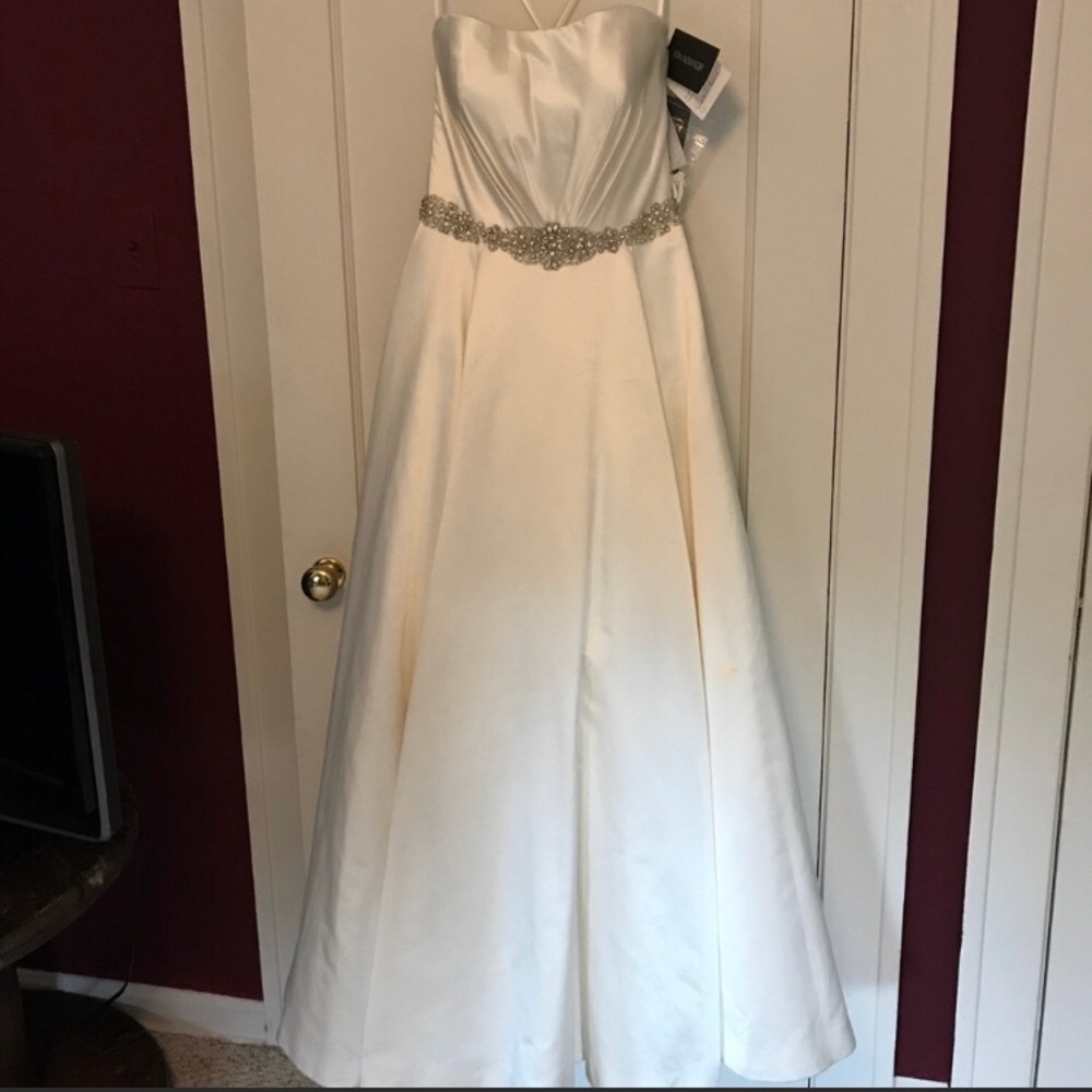 Justin Alexander Wedding dress
